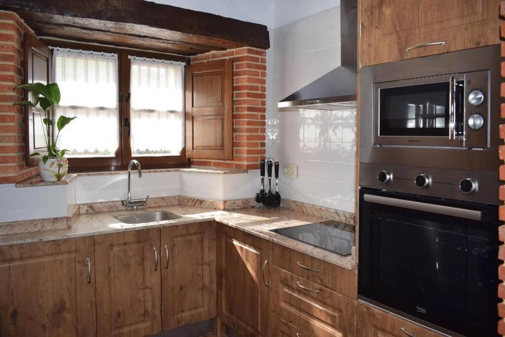 Casa Rural Los Riveros De Jeromo Selaya ภายนอก รูปภาพ